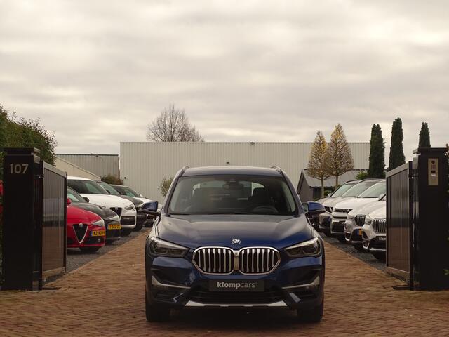 BMW X1 xDrive25i | 4WD | Gr.Navi | Head-Up | Trekhaak 13P | Leer | ST.Verw | Elek.Stoelen | Key-less | Fulloptions