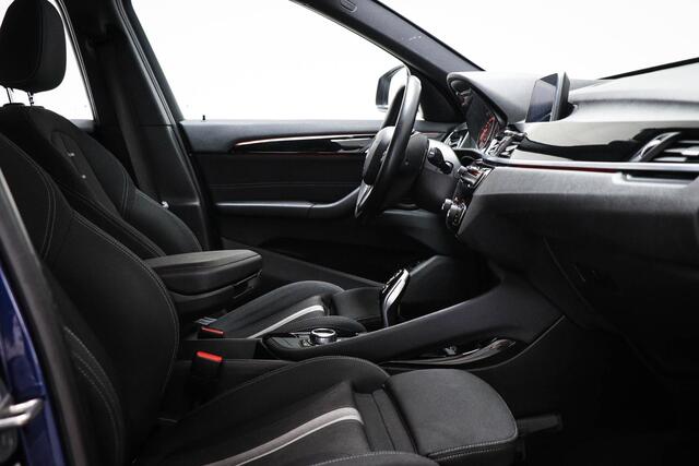 BMW X1 sDrive18i Executive | SPORT LINE / PARKING- PACK | CAMERA