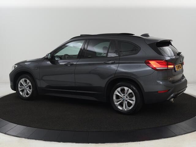 BMW X1 Xdrive25e Edrive Edition | Panoramadak | Stoelverwarming | Full LED | Navigatie | Climate control | Parkeerhulp | Cruise control | PHEV | Plug In