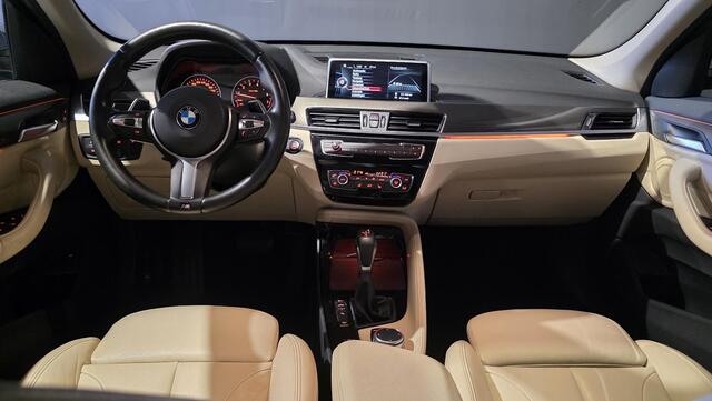 BMW X1 xDrive20i Executive | Panorama | Hud | Sfeer | Camera