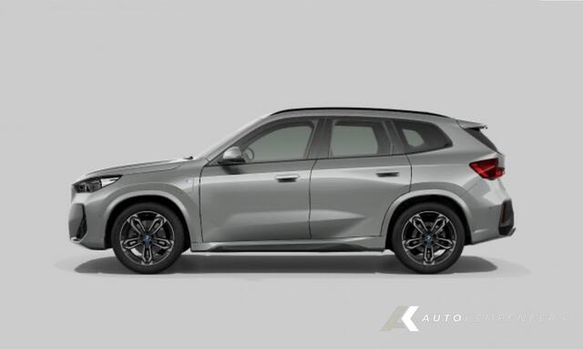 BMW X1 25e xDrive M Sport | Panorama | Shadow | Camera | Elek. Trekhaak | Adap. led | Stoelverwarming | 19' inch |