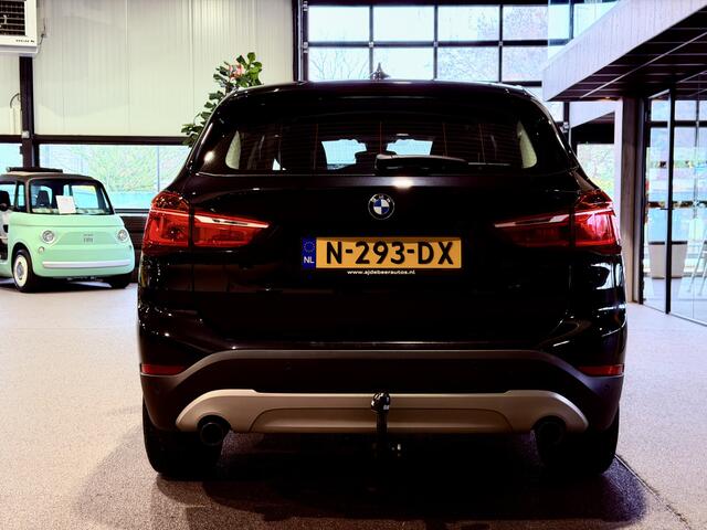 BMW X1 xDrive20i Executive Navigatie | Trekhaak | 4x4 | 192 PK | Cruise control