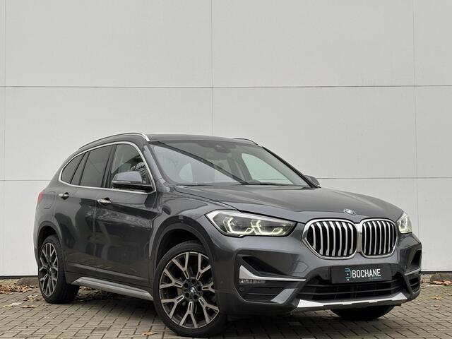 BMW X1 sDrive20i Business Edition Plus | Panoramadak | Sportstoelen | Vol leder | 1e Eig |