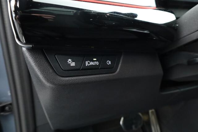 BMW X1 xDrive25e M Sport | Pano | Trekhaak | HUD | Camera | Leder | CarPlay