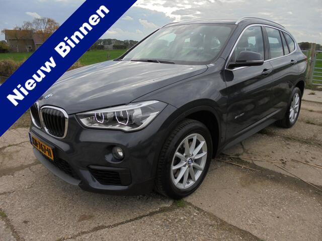 BMW X1 sDrive20i Centennial High Executive **1e EIGENAAR**112.000 org.km. NAP**DEALER ONDERHOUDEN**