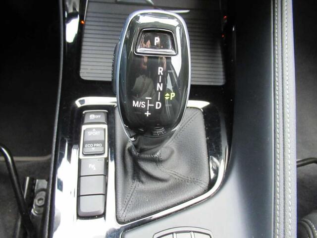 BMW X1 sDrive18i SPORTLINE ** LED, NAVI+, HALF-LEDER, TREKH, PRIVACY, ELECTR. A-KLEP ** 1e EIG - UNFALLFREI - 47 dkm (!) ** ** INFORMEER OOK NAAR ONZE AANTREKKELIJKE FINANCIAL-LEASE TARIEVEN **