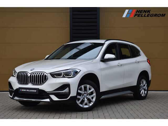 BMW X1 sDrive20i Executive * Trekhaak * Face Lift model * LED * Sportstoelen *