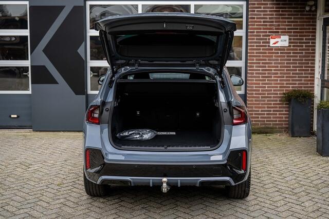 BMW X1 25e xDrive M Sport | Shadow | Camera | Elek. Trekhaak | Adap. led | Stoelverwarming | 18' inch |