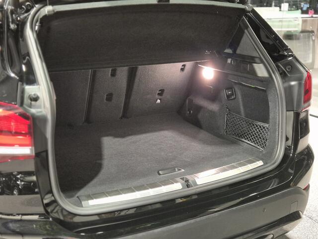 BMW X1 xDrive25e Executive Sportline | Black edition | Camera | Navigatie | Stoelverwarming