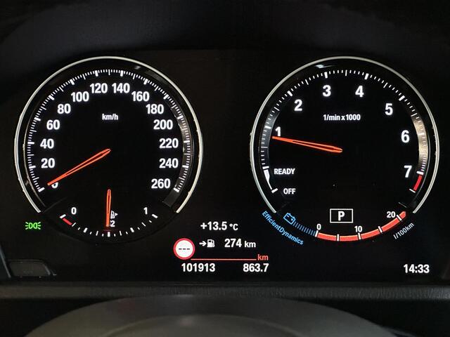 BMW X1 sDrive20i Business Edition Plus M SPORT | NAVIGATIE | ACHTERUITRIJCAMERA | PARKEERSENSOREN VOOR-/ACHTER | STOEL-/STUURVERWARMING