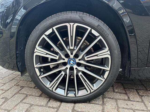BMW X1 xDrive25e M-Sport Pano ACC Camera Head-Up 20"