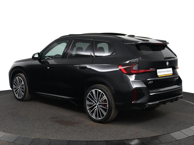 BMW X1 xDrive23i | M Sportpakket Pro | Innovation Pack | Comfort Pack | Travel Pack