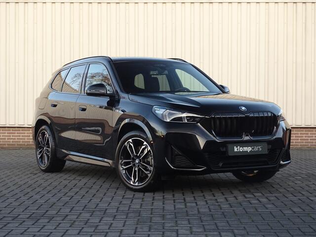 BMW X1 xDrive23i | M-Sport | Harman/Kardon | Panoramadak | Head-up | Full Options!