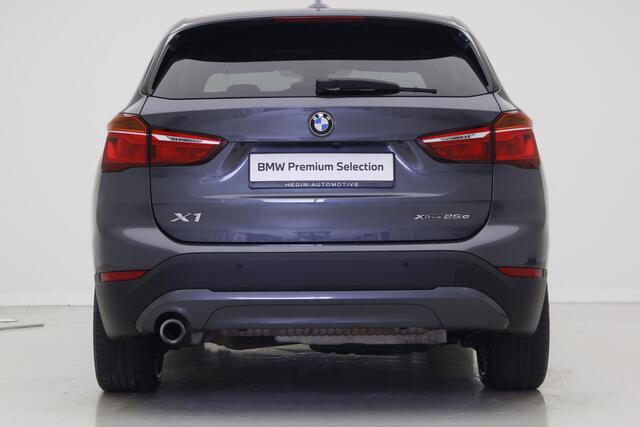 BMW X1 xDrive25e | Active Cruise Controle | 2 jaar BMW Garantie | Camera | Harman Kardon | Stoelverwarming | Head-Up |