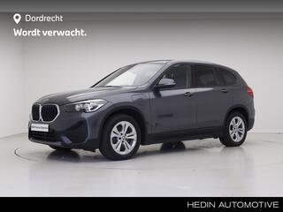 bmw-x1-xdrive25e--active-cruise-co