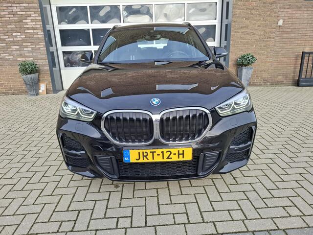 BMW X1 xDrive25e High Executive M uitvoering