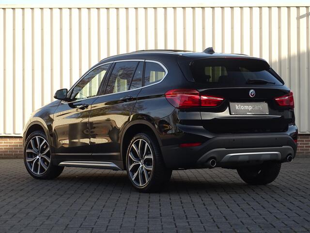 BMW X1 sDrive20i X-Line | FullOption! | Pano | Trekhk | Carplay | M-sportSt. | Stverw | Harman Kardon