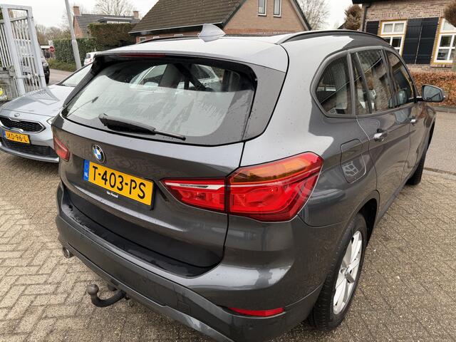 BMW X1 sDrive16d High Executive Edition AUTOMAAT/NAVI/CLIMA B