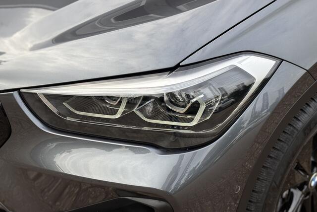 BMW X1 xDrive25e | Elektrische Klep | PDC V + A | LED | Apple Carplay | DAB | 15x op voorraad !