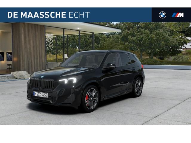 BMW X1 xDrive25e High Executive M Sport Automaat / Panoramadak / Trekhaak / Sportstoelen / M Adaptief onderstel / Comfort Access / Adaptieve LED / Head-Up / Harman-Kardon