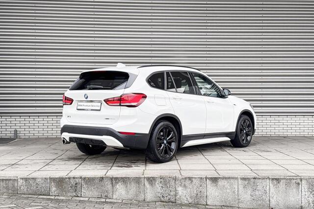 BMW X1 xDrive25e