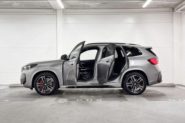 BMW X1 xDrive25e | M-Sport Pro | Travel Pack | Premium Pack | Driving Assistant | Harman/Kardon | Panoramadak | Comfort Access | Trekhaak