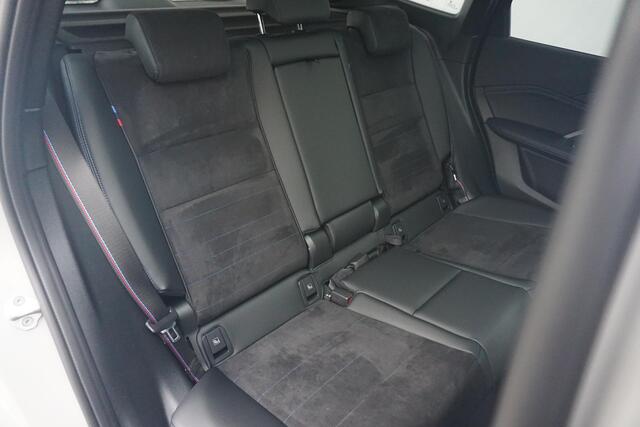 BMW X1 xDrive25e M Sportpakket Pro 20'' / Panoramadak / Head-Up Display / Driving Assistant Professional / Trekhaak