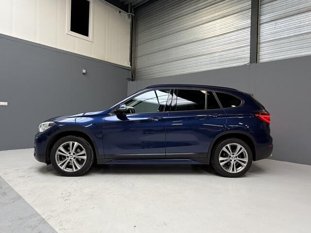 BMW X1 sDrive18i High Executive Automaat|Sportstoelen|Leder|Trekhaak