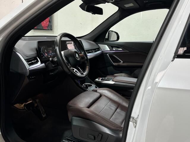 BMW X1 xDrive23i | M-Sport | Driving Assistant Pro | Panoramadak | Shadow Line | NL auto | BTW |