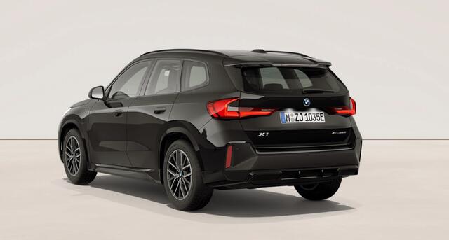 BMW X1 xDrive25e M Sport - Sportstoelen - Elektrisch verwarmde voorstoelen - M Sportstuurwiel - Driving Assistant Plus - PREMIUM PACK -