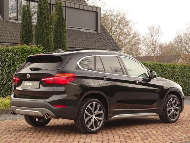 BMW X1 sDrive20i X-Line | FullOption! | Pano | Trekhk | Carplay | M-sportSt. | Stverw | Harman Kardon