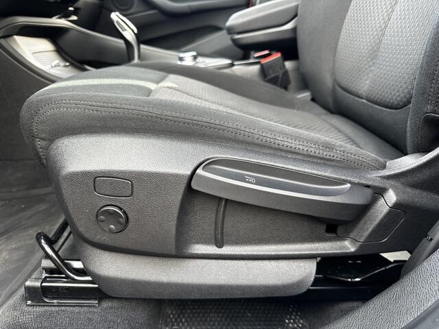 BMW X1 sDrive18i Executive |STOEL VWM|KEYLESS|NAVI|LED|CLIMA|LM VELGEN 17''