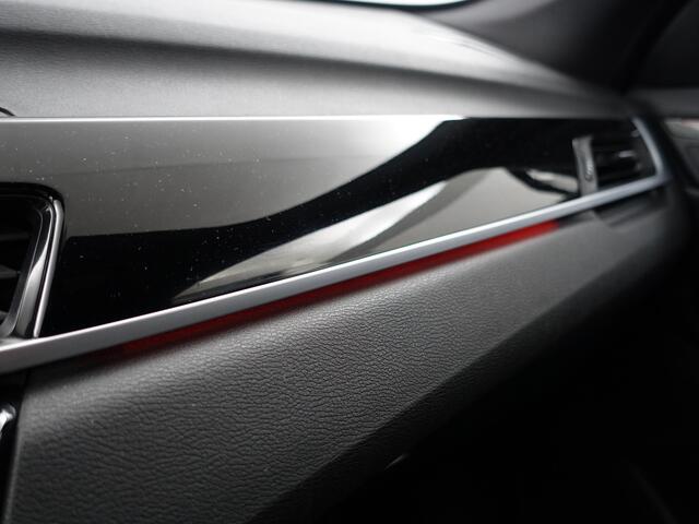 BMW X1 sDrive20i High Executive Aut- NAP 130dkm, Dealer Onderhouden, Head Up, Leder Interieur, Sfeerverlichting, Xenon Led