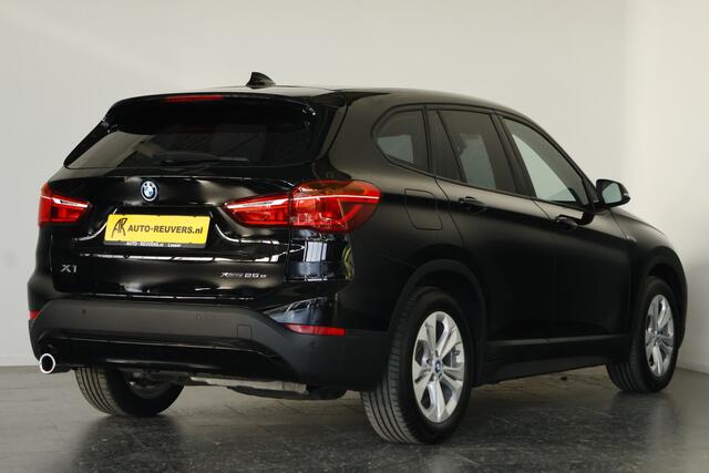 BMW X1 xDrive25e Advantage / Navigatie / Cruisecontrol / Trekhaak