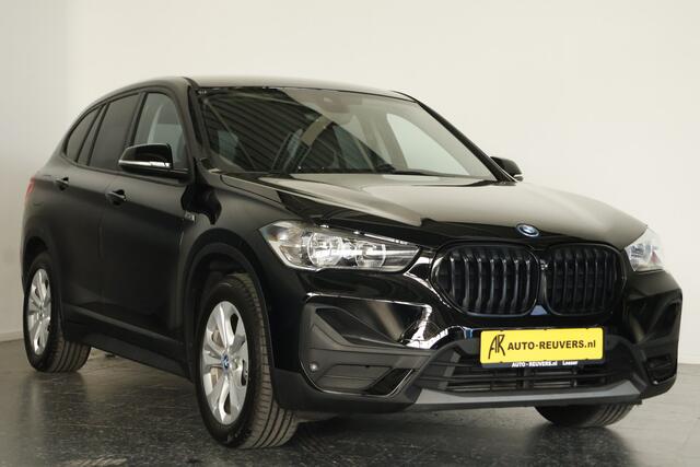 BMW X1 xDrive25e Advantage / Navigatie / Cruisecontrol / Trekhaak