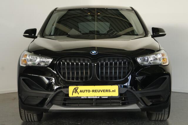 BMW X1 xDrive25e Advantage / Navigatie / Cruisecontrol / Trekhaak