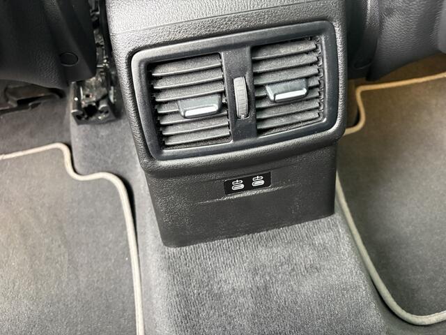 BMW X1 sDrive20i Business Edition Plus, pano, leder, navi, head-up