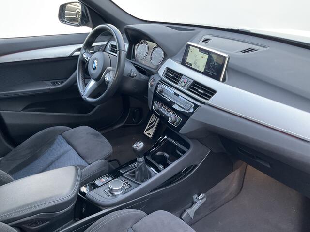 BMW X1 18i 140pk M-Sport Executive Edition Clima Cruise Head up Display