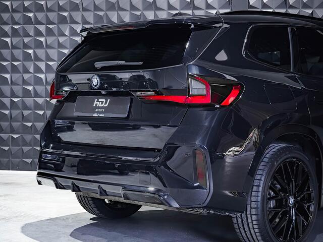 BMW X1 xDrive25e M Sport | Pano | 20"| H&K | Topv. | HUD | Memo | Park+ | Leer