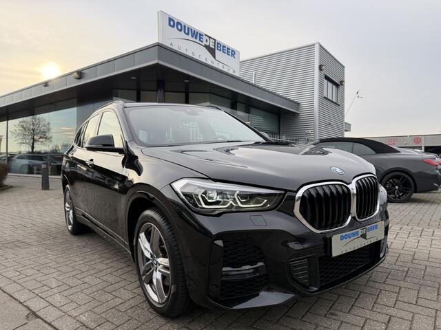 BMW X1 xDrive25e M sport Camera | Stuurverw. | Leer | Stoelverw.