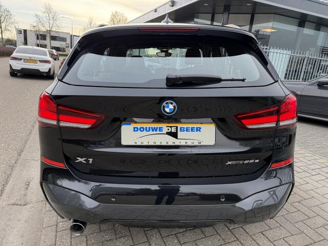 BMW X1 xDrive25e M sport Camera | Stuurverw. | Leer | Stoelverw.