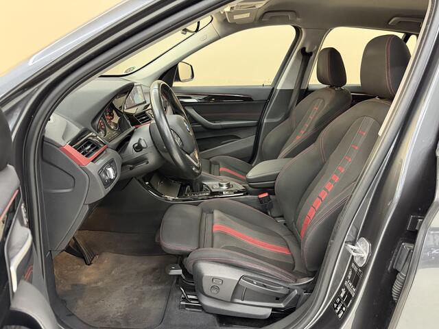 BMW X1 sDrive20i Sport line, 192Pk, 2017, 1ste eigenaar, Navigatie, Climate control, Stoelverwarming, Cruise control, Parkeersensoren, LED koplampen, Camera, Head up display, Sportstoelen,