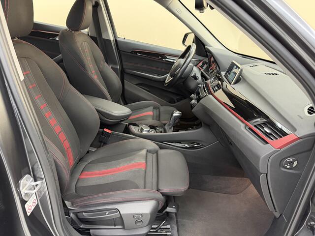 BMW X1 sDrive20i Sport line, 192Pk, 2017, 1ste eigenaar, Navigatie, Climate control, Stoelverwarming, Cruise control, Parkeersensoren, LED koplampen, Camera, Head up display, Sportstoelen,