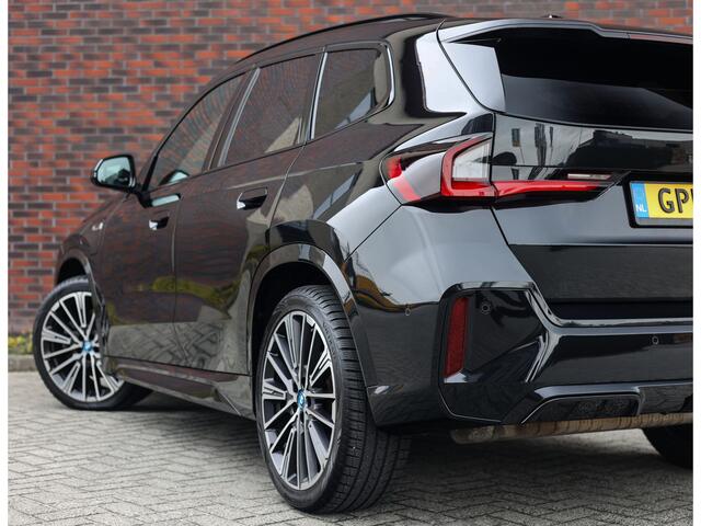 BMW X1 30e xDrive | Pano - Trekhaak - Camera