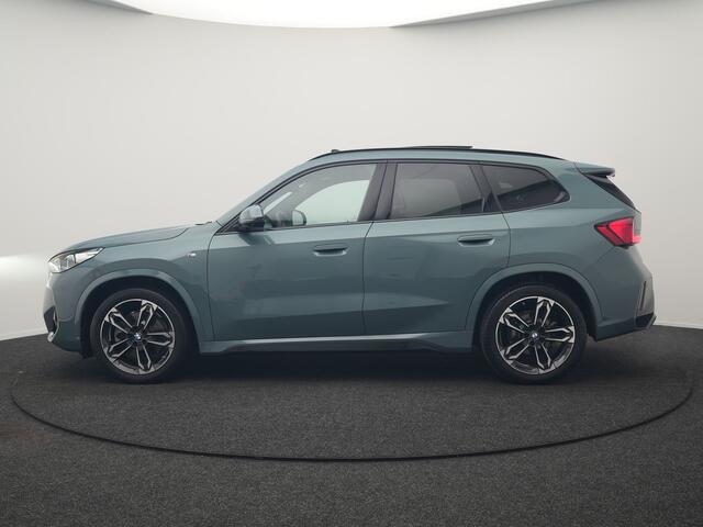 BMW X1 xDrive23i M Sport 204pk Dealer O.H | Panodak | Adaptive Cruise | Lederen Sportstoelen Massage & Memory | Head Up | 360 Camera | Harman Kardon | Widescreen Navi | Parkassist | Keyless | 19"L.M | Apple Carplay |