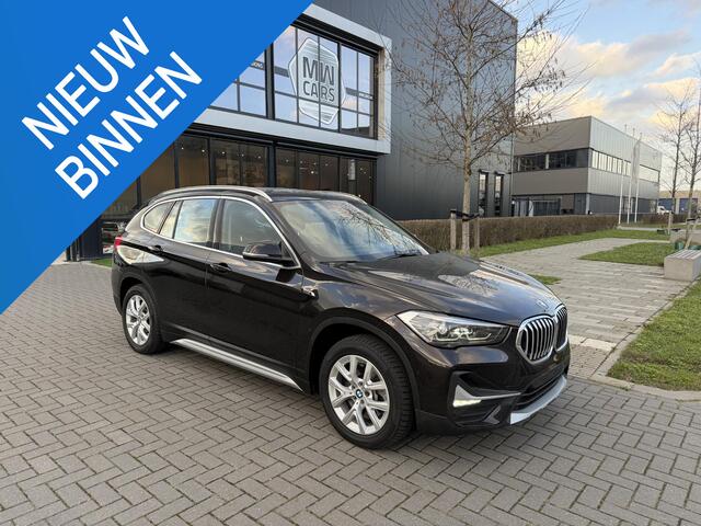 BMW X1 xDrive25e X Line Pano, Camera, LED