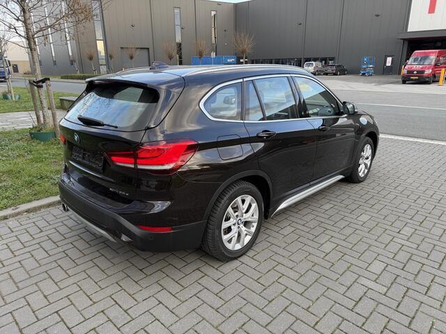 BMW X1 xDrive25e X Line Pano, Camera, LED