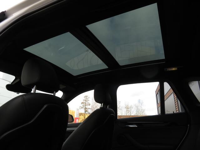 BMW X1 xDrive20i High Executive Airco Cr-Control Panoramadak Trekh