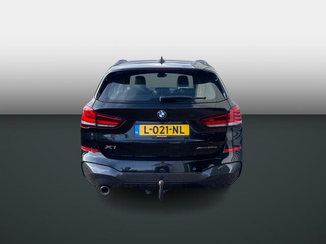 BMW X1 xDrive25e eDrive Edition M Pakket| 4x4|Plug in hybride|Leer|dealeronderhouden