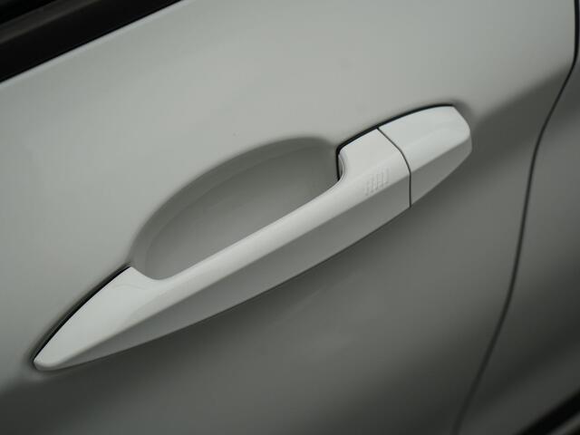 BMW X1 xDrive25e Sportline Plug In Hybrid 221pk Dealer O.H. PHEV | Trekhaak Afn. | Camera | Sportstoelen Memory & Verwarmd | Keyless | Sfeerverlichting | Adaptive LED | Cruise Control | Navigatie | DAB |